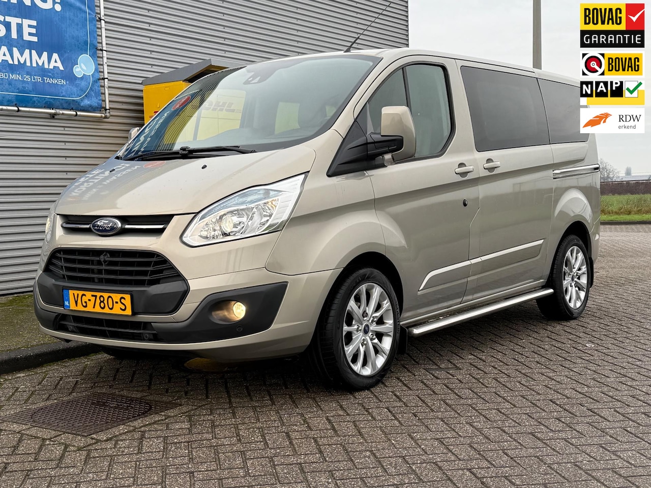 Ford Transit Connect - Transit Custom 270 2.2 TDCI Limited Edition Dubb Cab 2x schuifdeuren - AutoWereld.nl