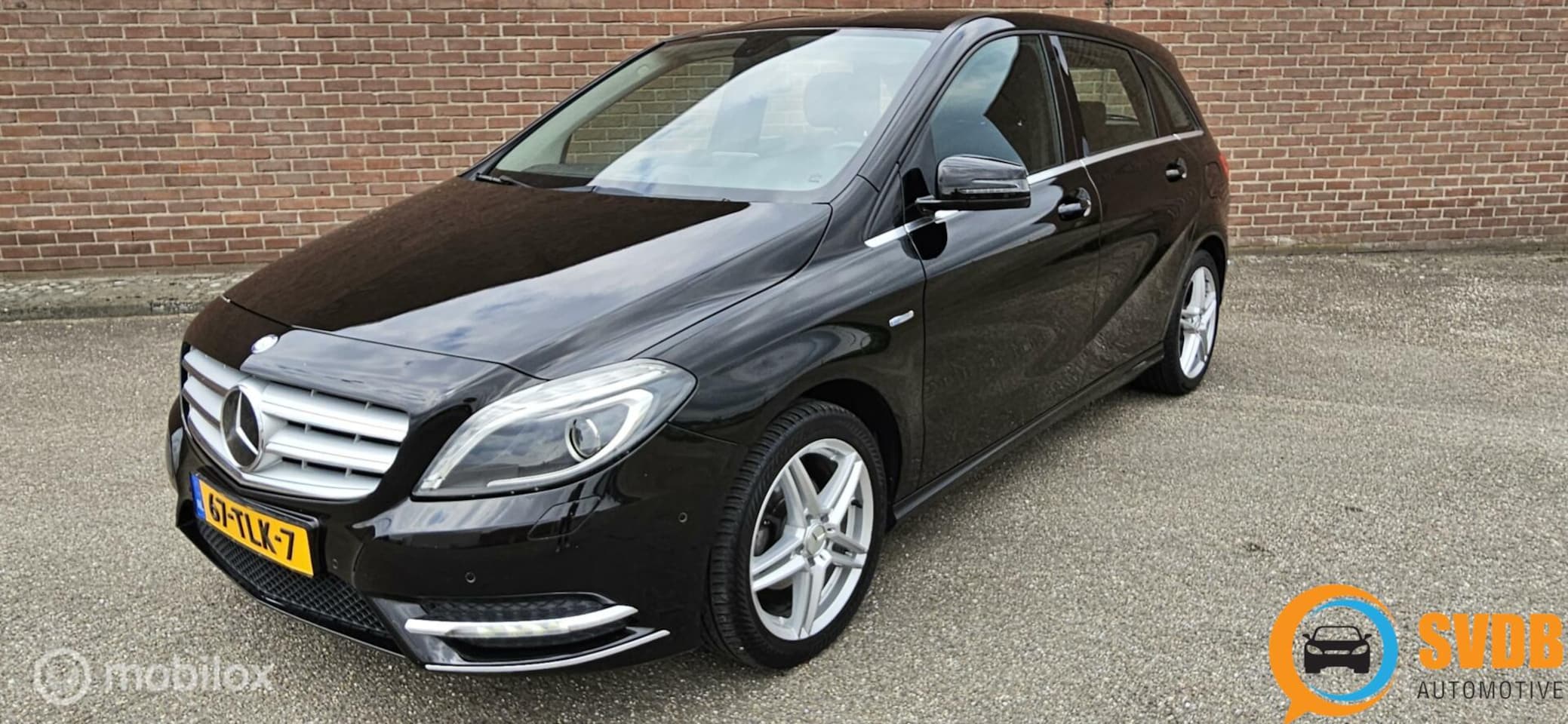 Mercedes-Benz B-klasse - 180 Ambition 6 bak/led/xenon/navi/pdc v+a. - AutoWereld.nl