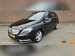 Mercedes-Benz B-klasse - 180 Ambition 6 bak/led/xenon/navi/pdc v+a