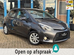 Toyota Yaris - 1.5 Full Hybrid Aspiration 2014 AUT NAVI NAP