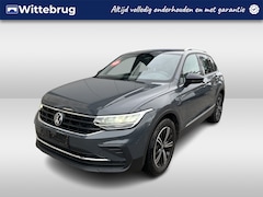 Volkswagen Tiguan - 1.4 TSI eHybrid Life Active / AUTOMAAT/ CAMERA/ PARK. SENSOREN/ STUUR-STOEL VERWARM./ LED/