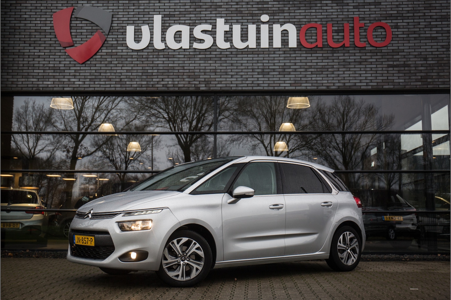 Citroën C4 Picasso - 1.2 PureTech Selection 1ste eigenaar - AutoWereld.nl