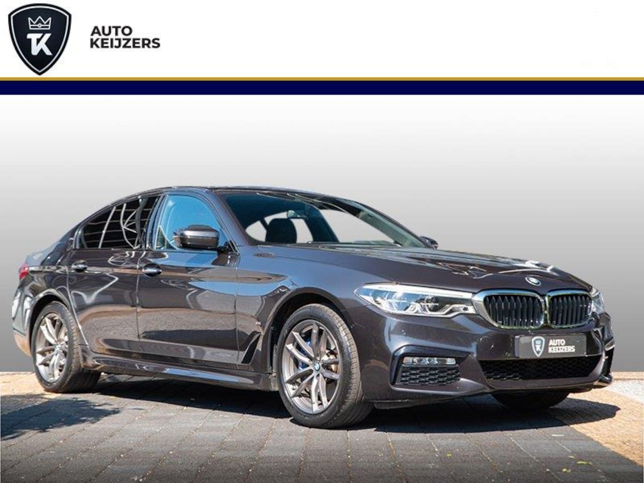 BMW 5-serie - 530e iPerformance M Pakket Ambient 360 Camera Navigatie Cruise HUD - AutoWereld.nl