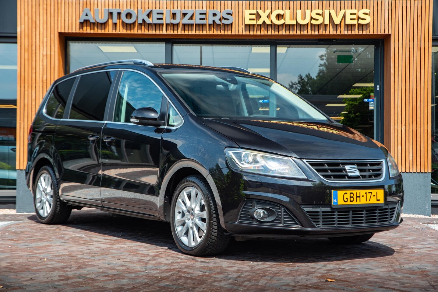 Seat Alhambra - 7p Cruise DAB+ Navi Stoelverw. Clima Camera 17''LM - AutoWereld.nl