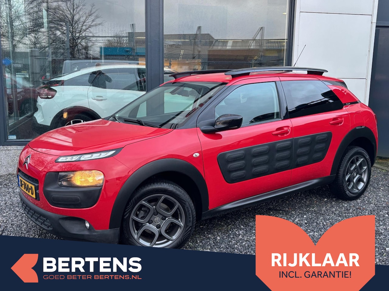 Citroën C4 Cactus - 1.2 PureTech Shine 82pk | 1e eigenaar, dealer onderhouden! | Geleverd incl 12 maanden BOVA - AutoWereld.nl