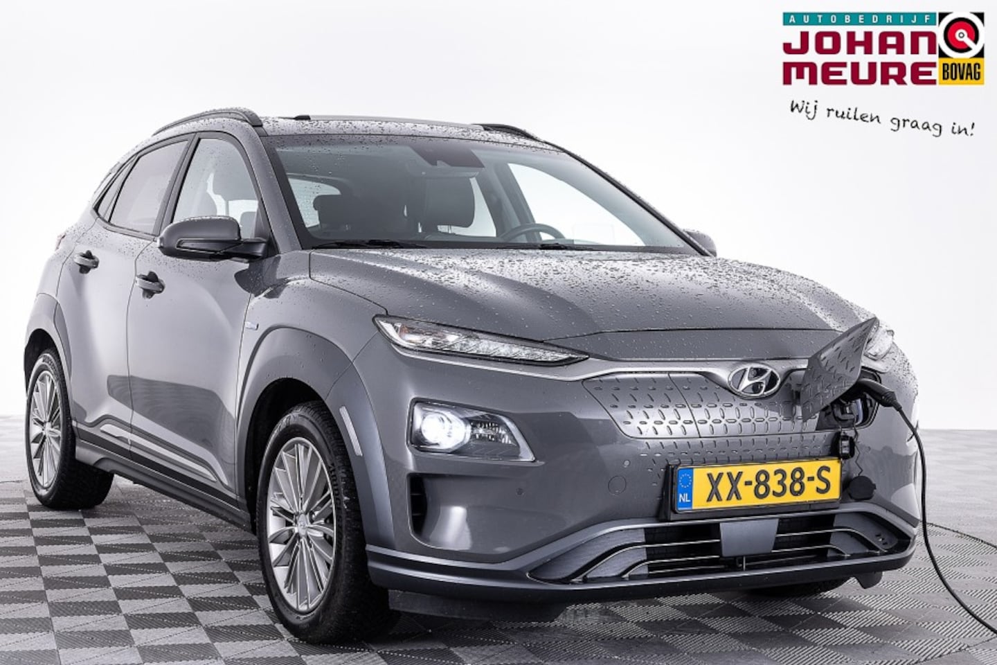 Hyundai Kona Electric - EV Premium 64 kWh | SCHUIFDAK | LEDER | NAVI | ECC . - AutoWereld.nl