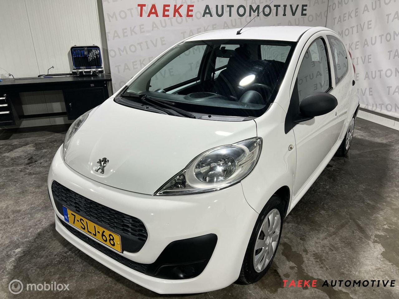 Peugeot 107 - 1.0 Access Accent APK/Airco/1eEIG - AutoWereld.nl