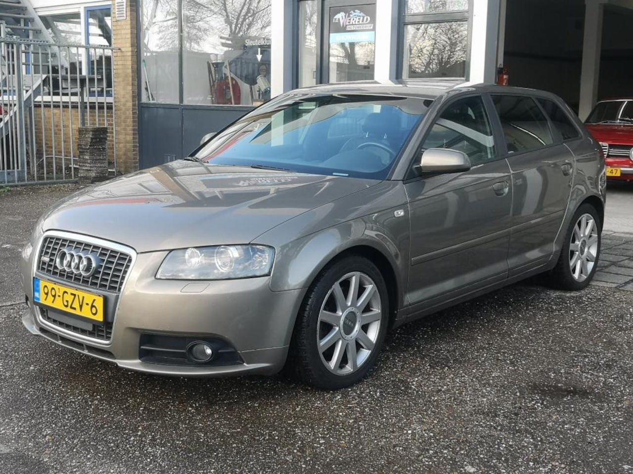 Audi A3 Sportback - 2.0 TFSI quattro Ambition S line - AutoWereld.nl