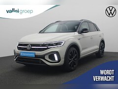 Volkswagen T-Roc - 1.5 TSI 150PK DSG R-Line | IQ Light | Camera | Stoelverwarming | Navi | Sportonderstel | A