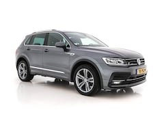 Volkswagen Tiguan - 1.4 TSI 4-Motion Highline Business R-Line *FULL-LED | DIGI-COCKPIT | LANE-ASSIST | ADAPTIV