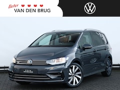 Volkswagen Touran - 1.5 TSI R-line 150pk Automaat | 7-persoons | Navigatie | Digitaal dashboard | Camera | sto