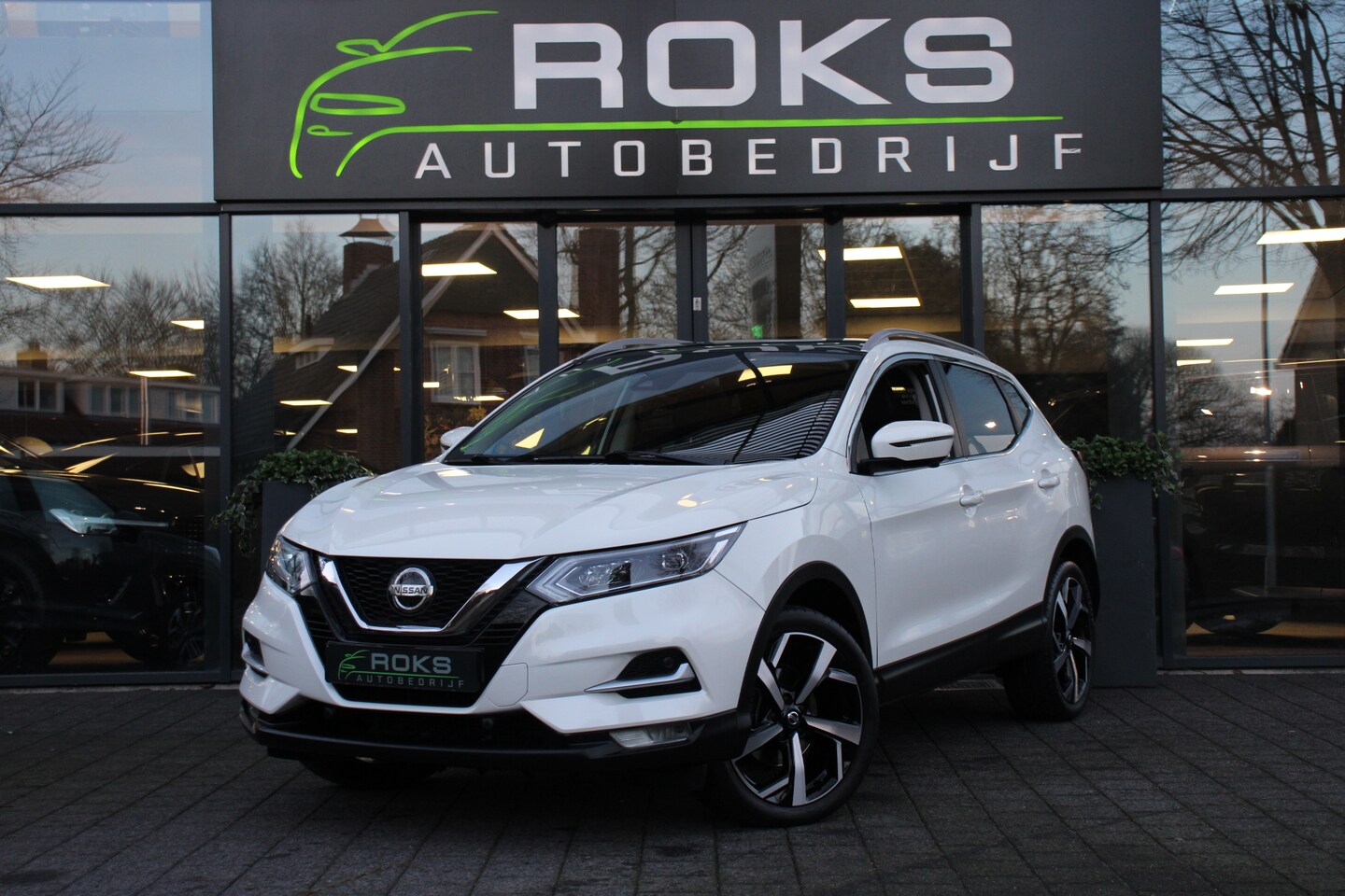 Nissan Qashqai - 1.3 DIG-T Premium Edition 1.3 DIG-T Premium Edition - AutoWereld.nl