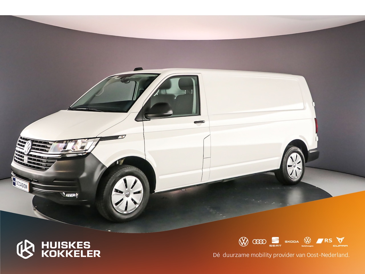 Volkswagen Transporter - Bestelwagen 2.0 TDI 110 PK L2H1 28 Comfortline | All Season banden | Trekhaak |  Navigatie - AutoWereld.nl