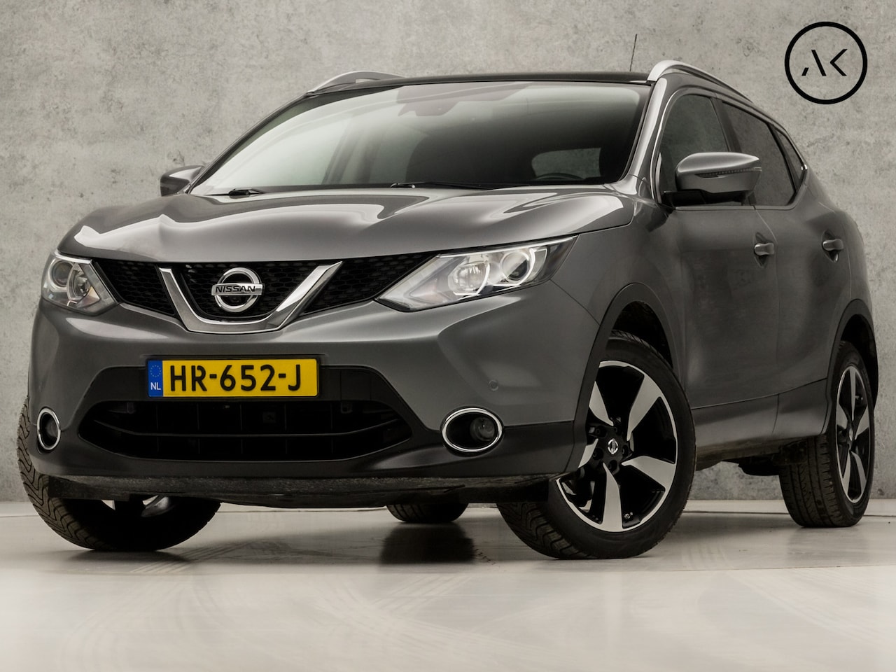 Nissan Qashqai - 1.2 Connect Edition Automaat (PANORAMADAK, NAVIGATIE, 360 CAMERA, CLIMATE, GETINT GLAS, SP - AutoWereld.nl