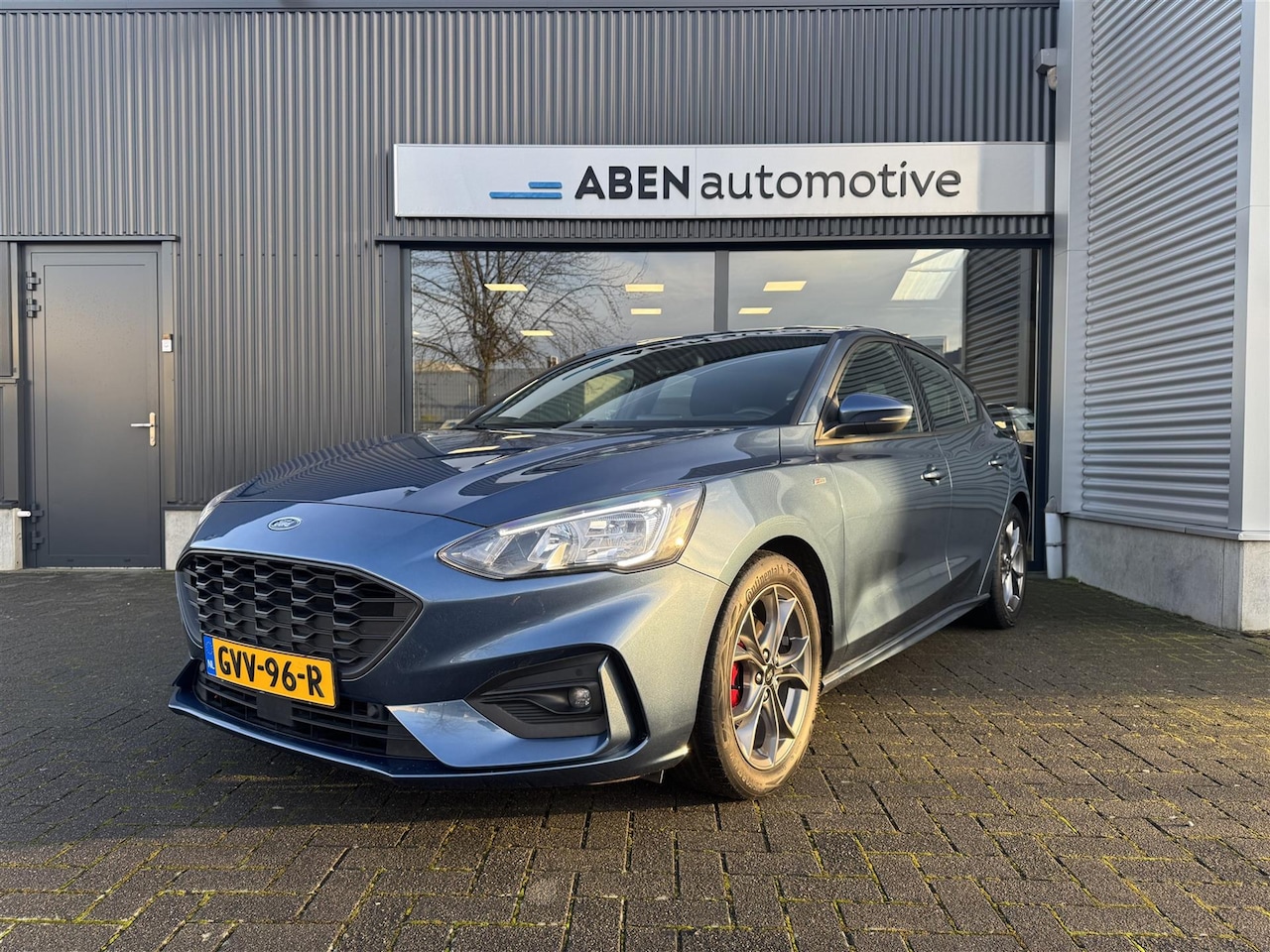 Ford Focus - 1.0 EcoBoost Hybrid ST Line 1.0 EcoBoost Hybrid 125PK ST-Line (CAMERA|NAVI|WINTER PACK|KEYLESS) - AutoWereld.nl