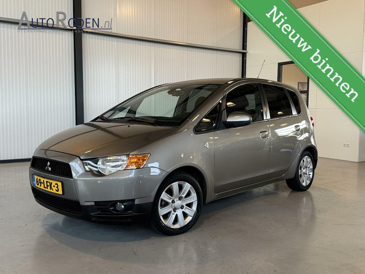 Mitsubishi Colt - 1.3 Edition Two |5drs|AirCo|Cruise|Trekhaak| - AutoWereld.nl