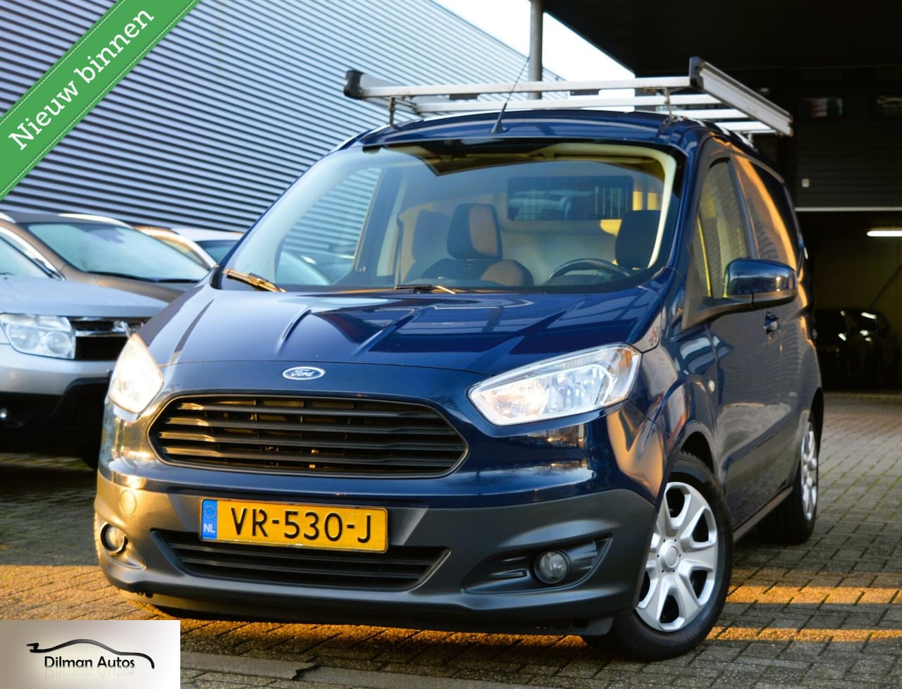 Ford Transit Courier - 1.5 TDCI Trend/Airco!/Nap!1e eigenaar!! - AutoWereld.nl