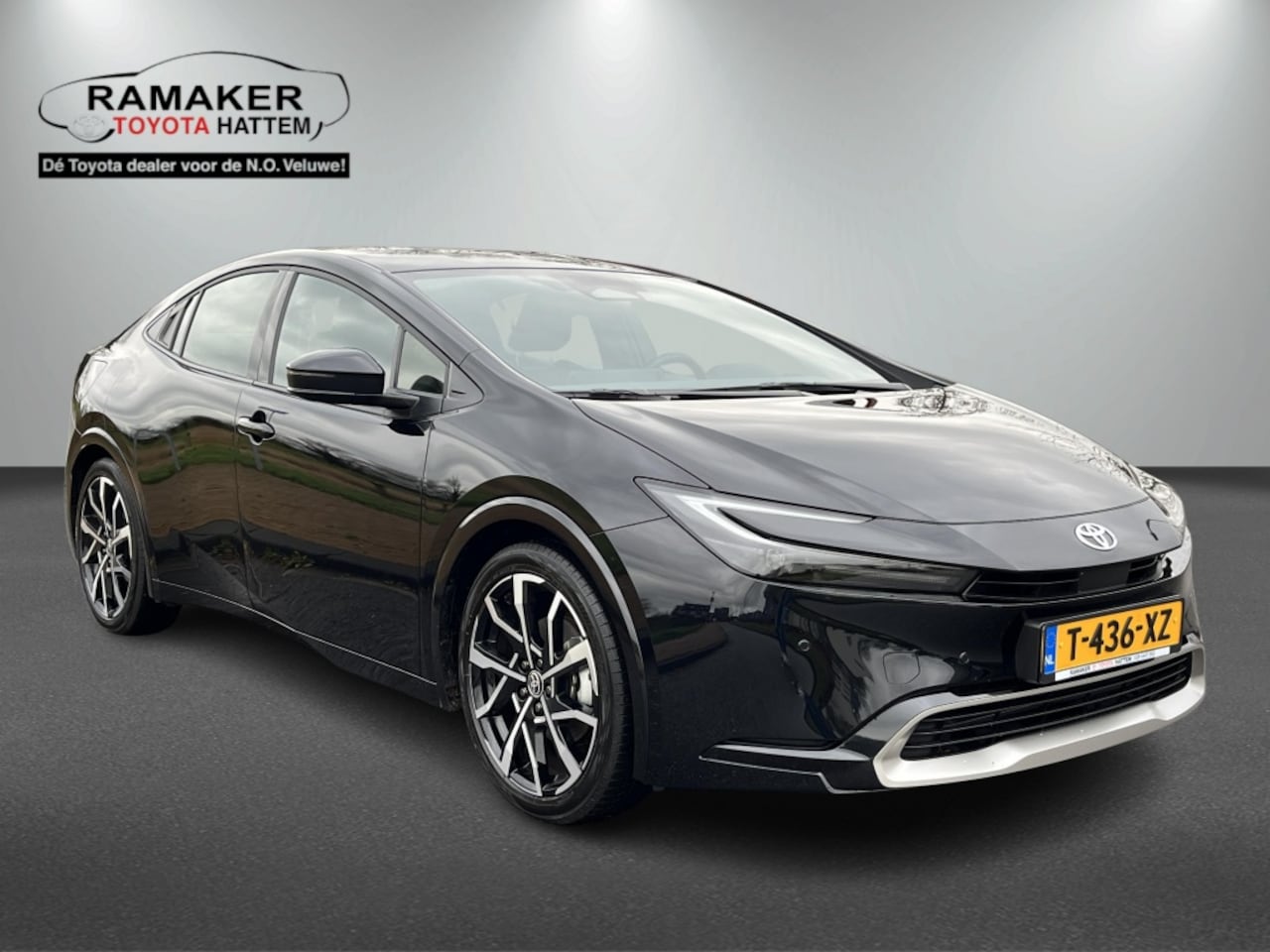 Toyota Prius - 2.0 Plug-in Exec. - AutoWereld.nl