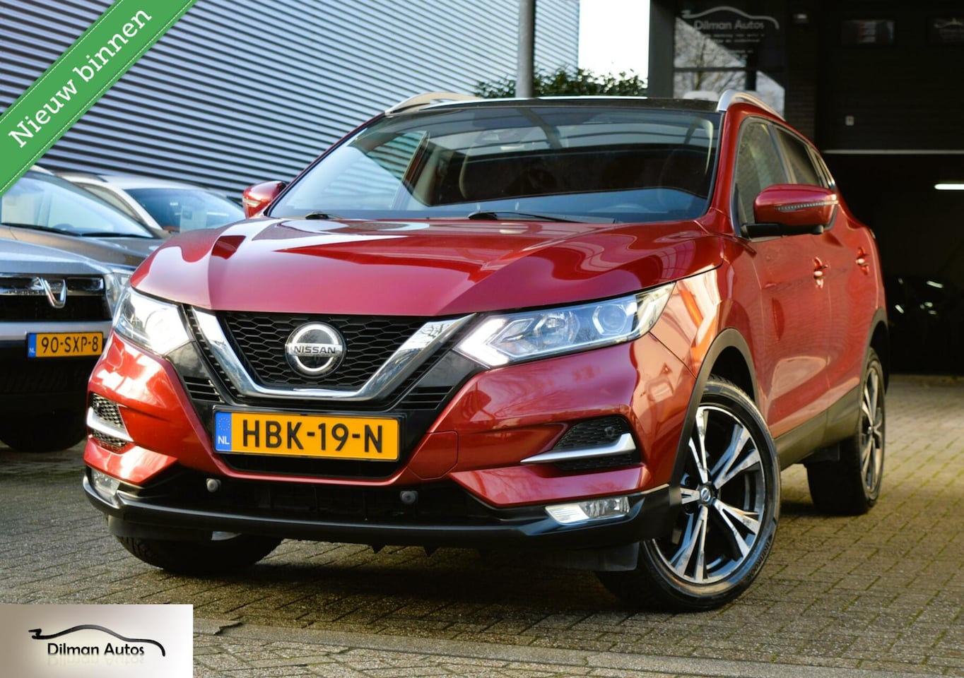 Nissan Qashqai - 1.3 DIG-T N-Connecta/Pano/Navi/360 Camera/Pdc - AutoWereld.nl