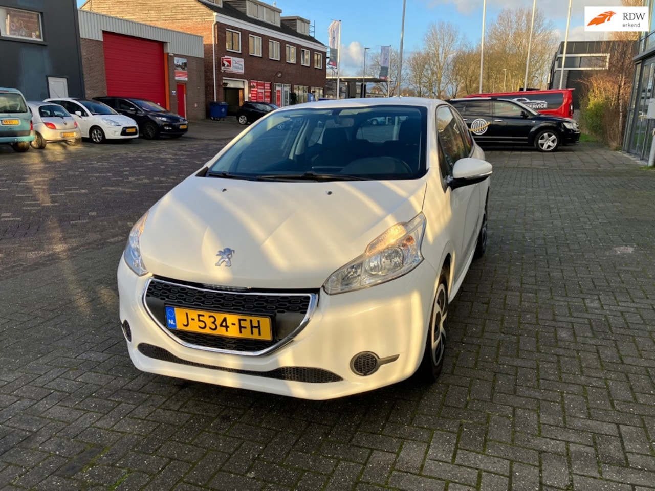 Peugeot 208 - 1.0 VTi Access NWE APK (Gereviseerde Motor 12MND Garantie!! - AutoWereld.nl