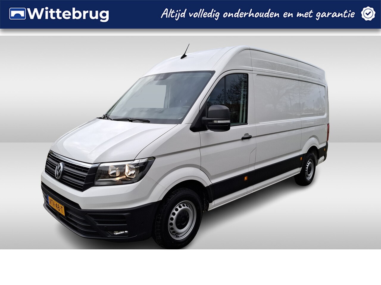 Volkswagen Crafter - 35 2.0 TDI L3H3 Highline 140 pk Automaat / Camera / PDC - AutoWereld.nl