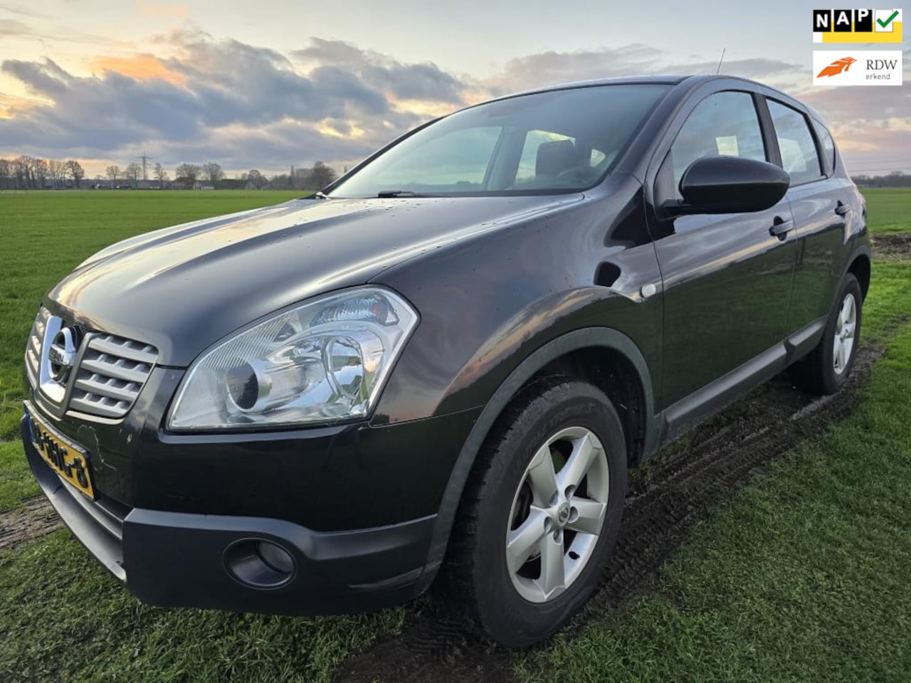 Nissan Qashqai - 1.6 Acenta|Carplay|APK-nieuw|Trekhaak|NAP! - AutoWereld.nl