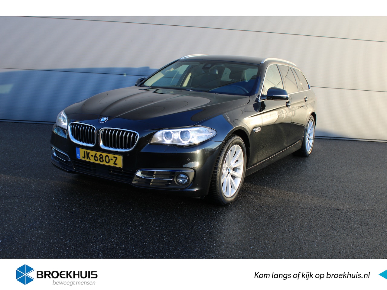 BMW 5-serie Touring - 520i Luxury Edition NAVI | TREKHAAK | PDC voor en achter | LEDER | - AutoWereld.nl