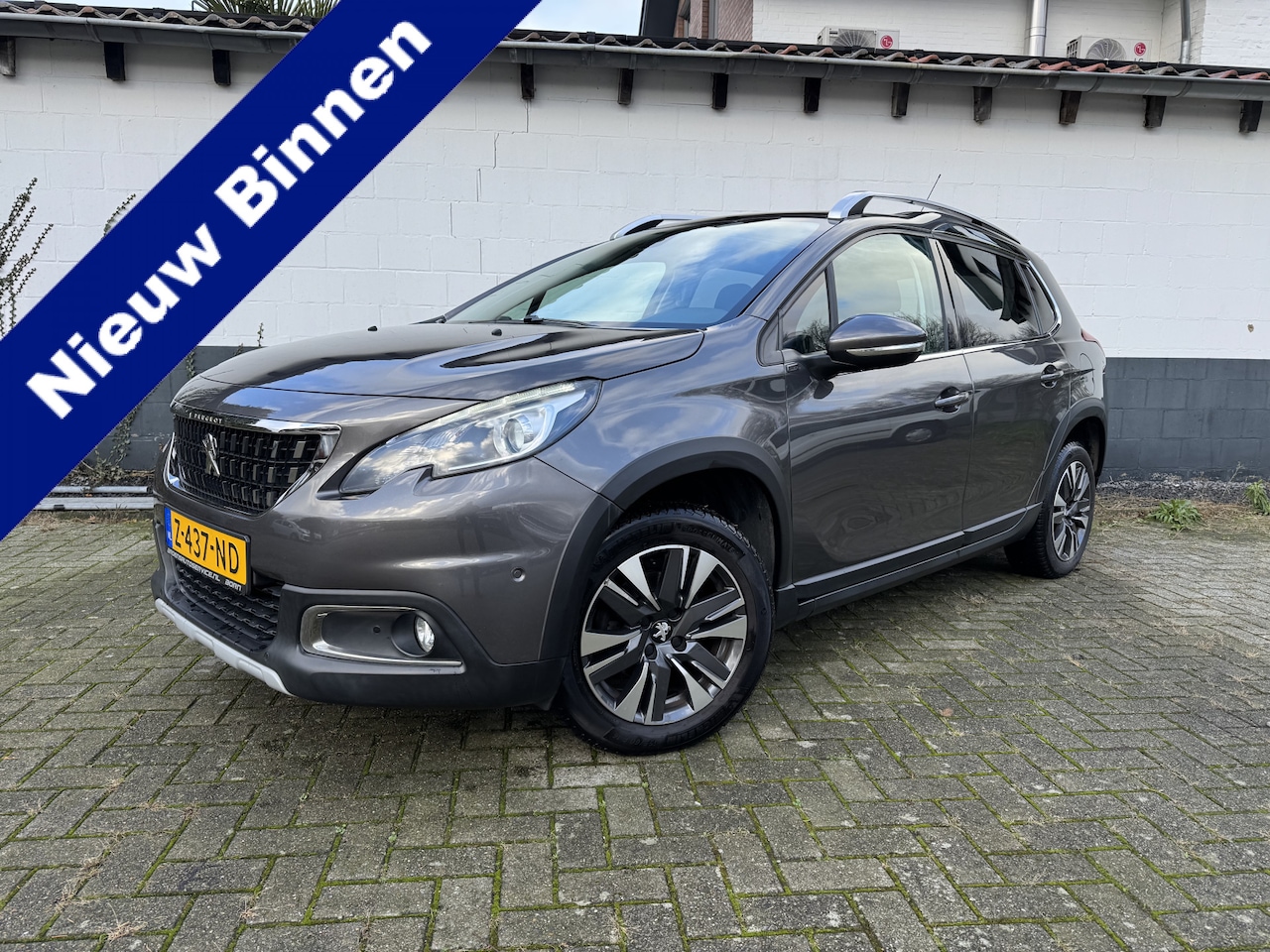 Peugeot 2008 - 1.2 PureTech Allure Automaat, Cruise, Panodak, Camera, enz. - AutoWereld.nl