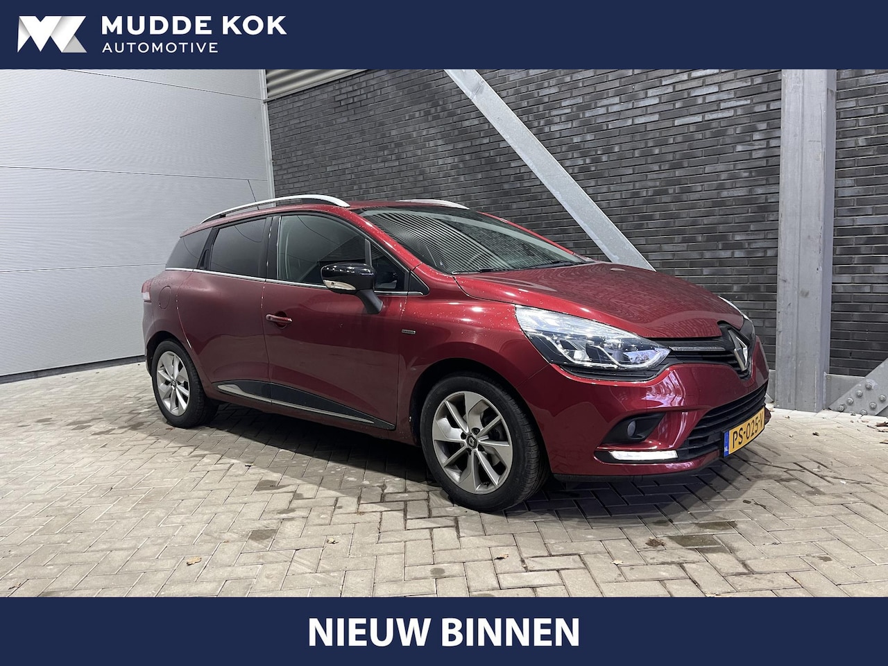 Renault Clio Estate - 0.9 TCe Limited | Getint Glas | 16 Inch | PDC Achter | DAB - AutoWereld.nl