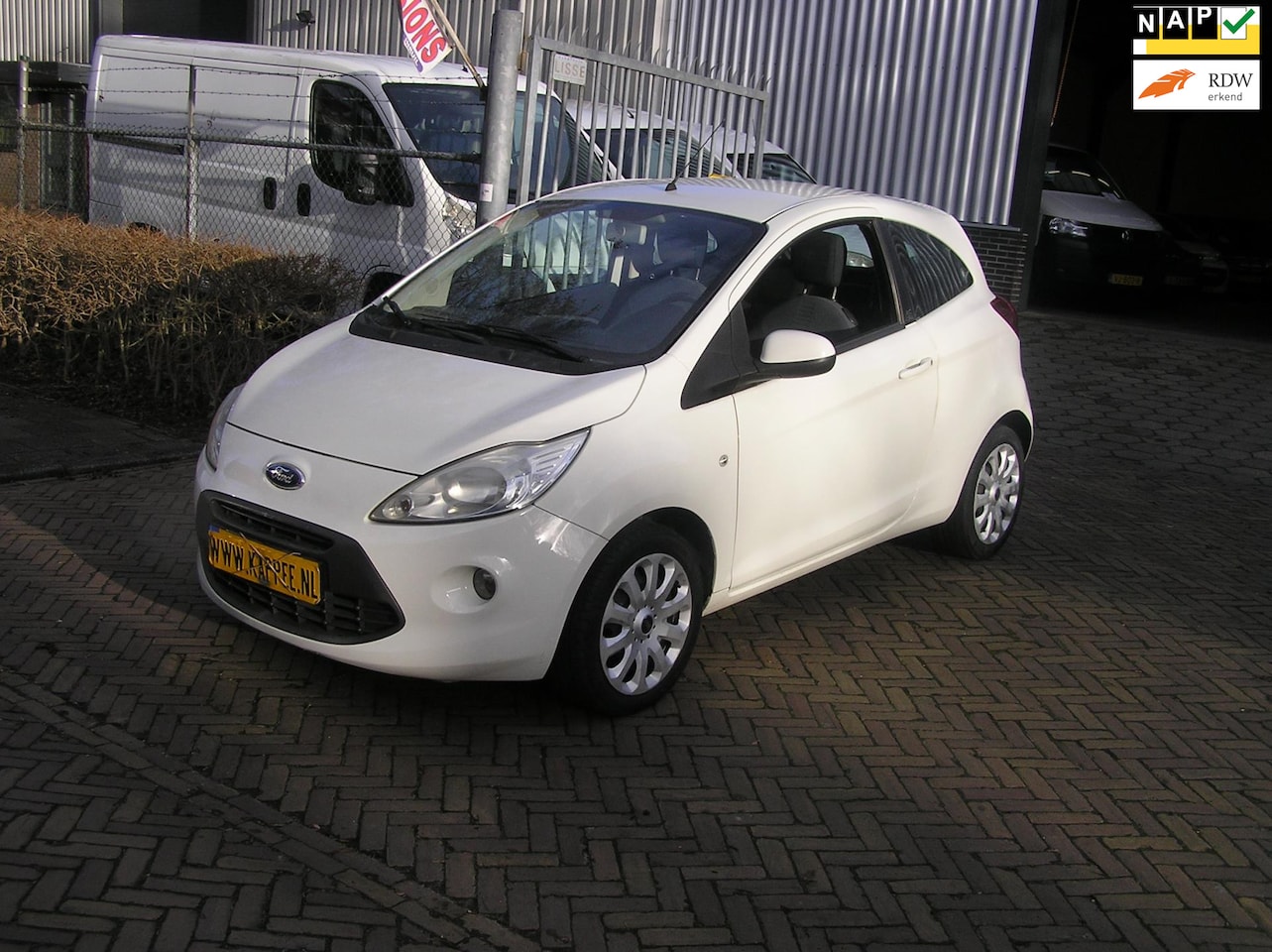 Ford Ka - 1.2 Titanium 93 d km nap airco nieuwe apk - AutoWereld.nl