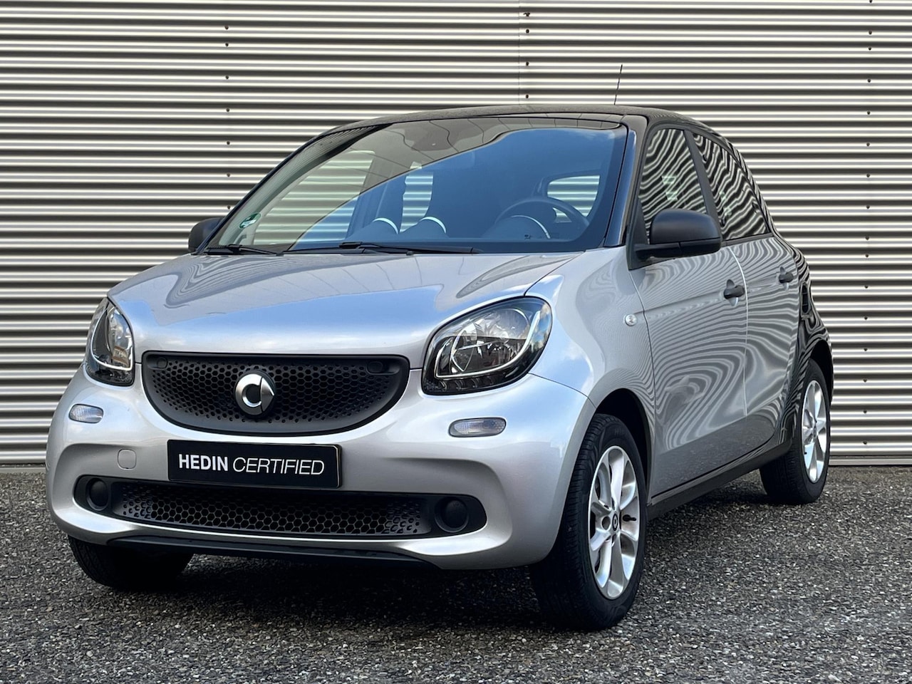 Smart Forfour - 1.0 Passion Climate control / Cruise control / Licht metalen velgen / Electrische ramen vo - AutoWereld.nl