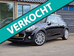 MINI Cooper - 1.5 Cooper Chili (Panodak / Half leder / Climate / Cruise / 17 Inch / Navi / PDC)