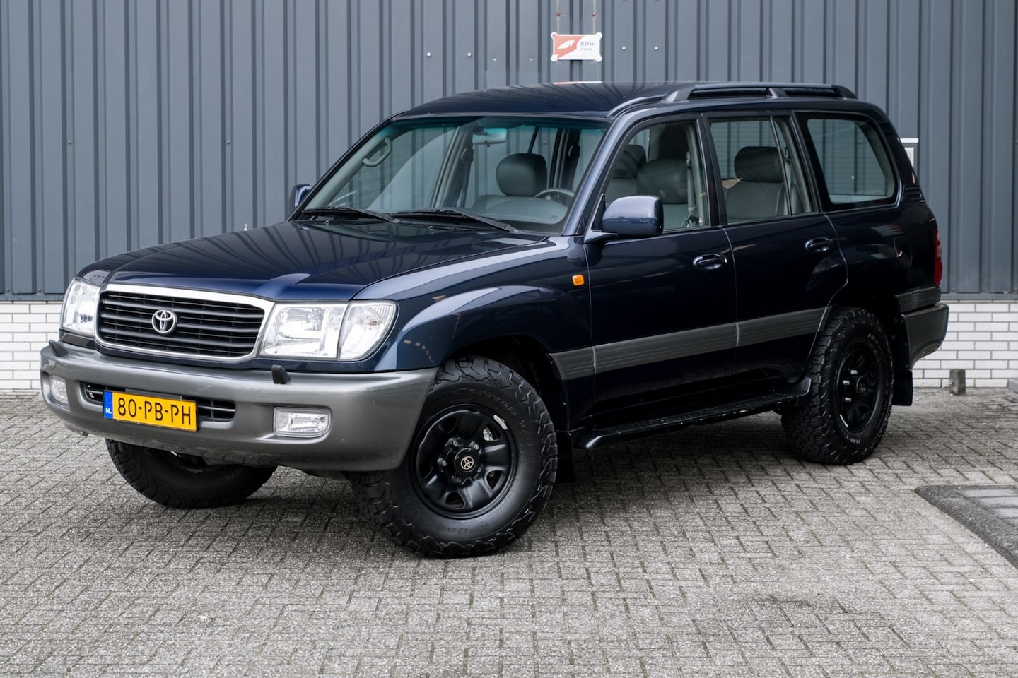 Toyota Land Cruiser 100 - 4.2 TDI Executive *Volledig Onderhouden* - AutoWereld.nl