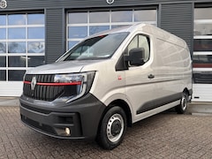 Renault Master - L3H2, 170PK, Nieuw en BPM vrij Carplay, Trekhaak, 2 schuifdeuren, Mistlampen