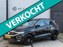 Volkswagen T-Roc - 1.5 TSI DSG Sport 3X R-Line Pano Virtual Camera