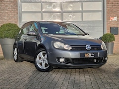 Volkswagen Golf - 1.4 TSI Comfortline AUTOMAAT, Navigatie,