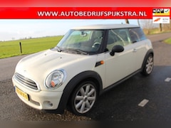 MINI One - 1.4 // MOTOR NIET 100% //