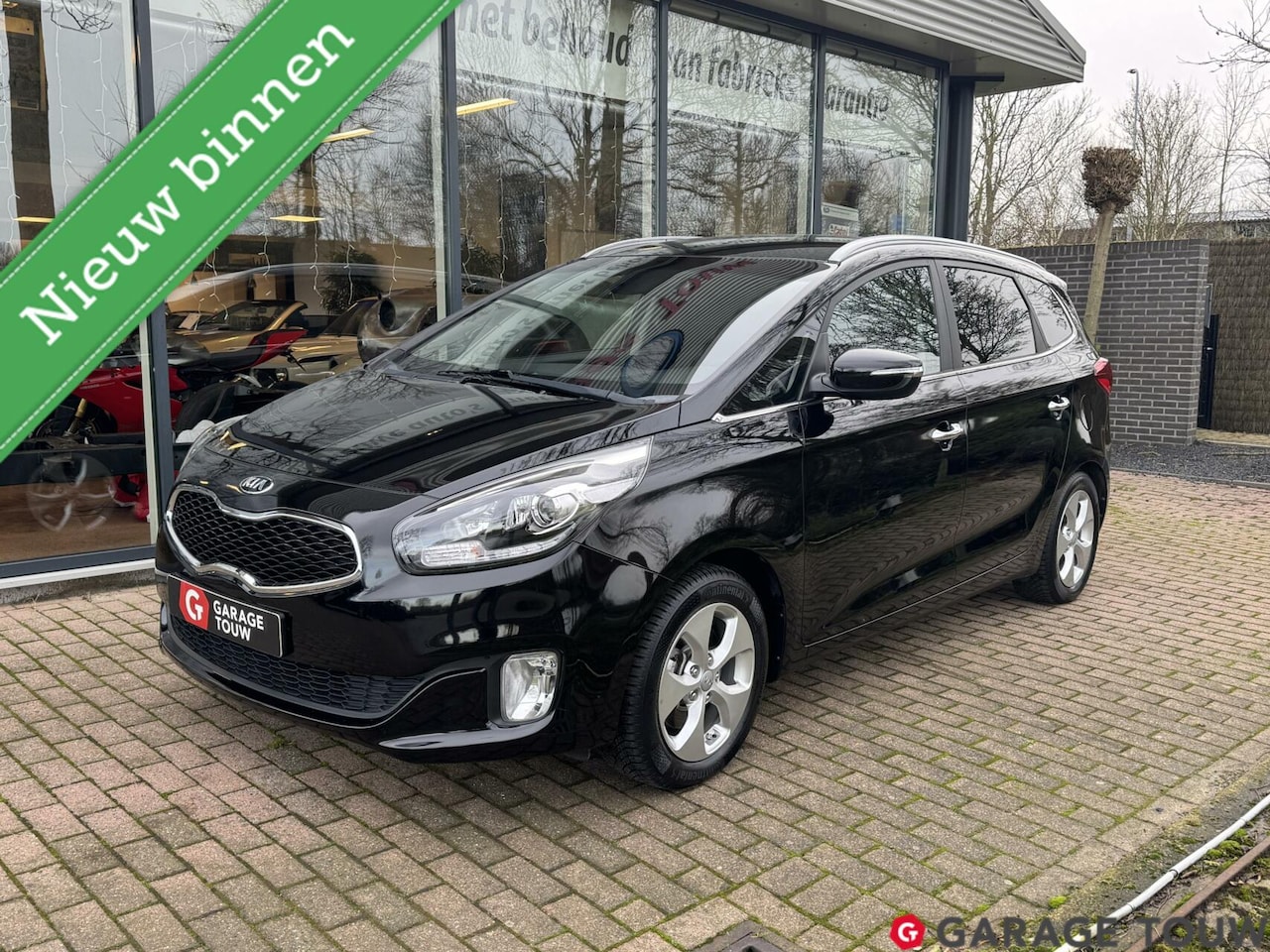 Kia Carens - 1.6 GDi ExecutiveLine 7-persoons - AutoWereld.nl