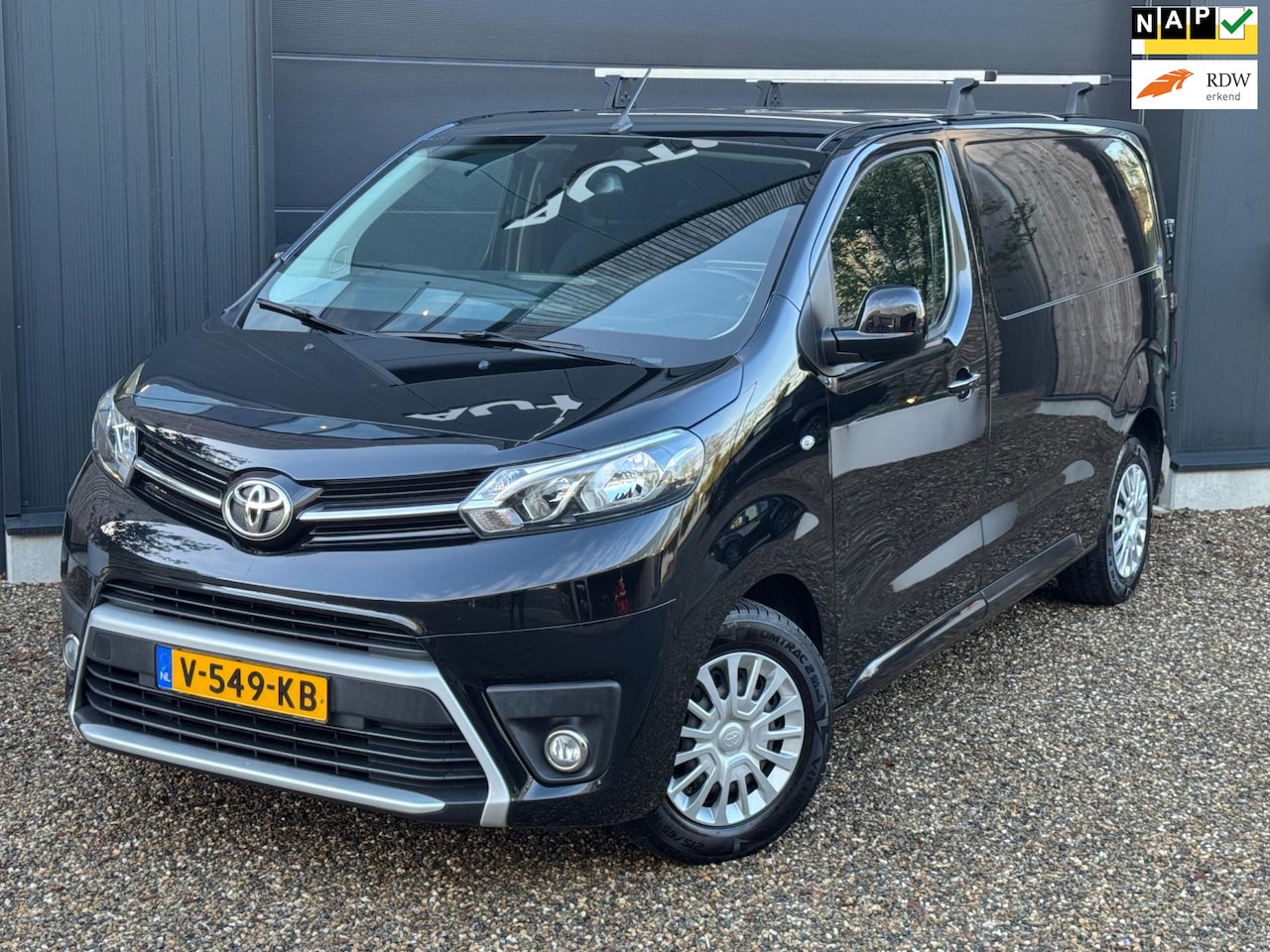 Toyota ProAce Worker - 2.0 D-4D Professional | Navi | Parkeersensoren | Trekhaak | Bluetooth | Elek inkl spiegels - AutoWereld.nl