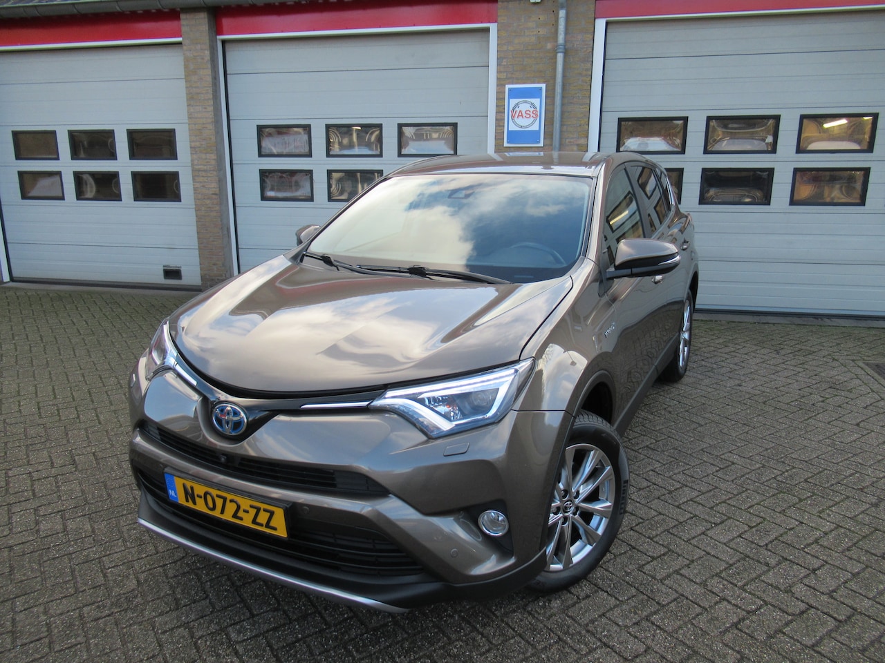 Toyota RAV4 - 2.5 Hybrid Dynamic 2.5 Hybrid Dynamic - AutoWereld.nl