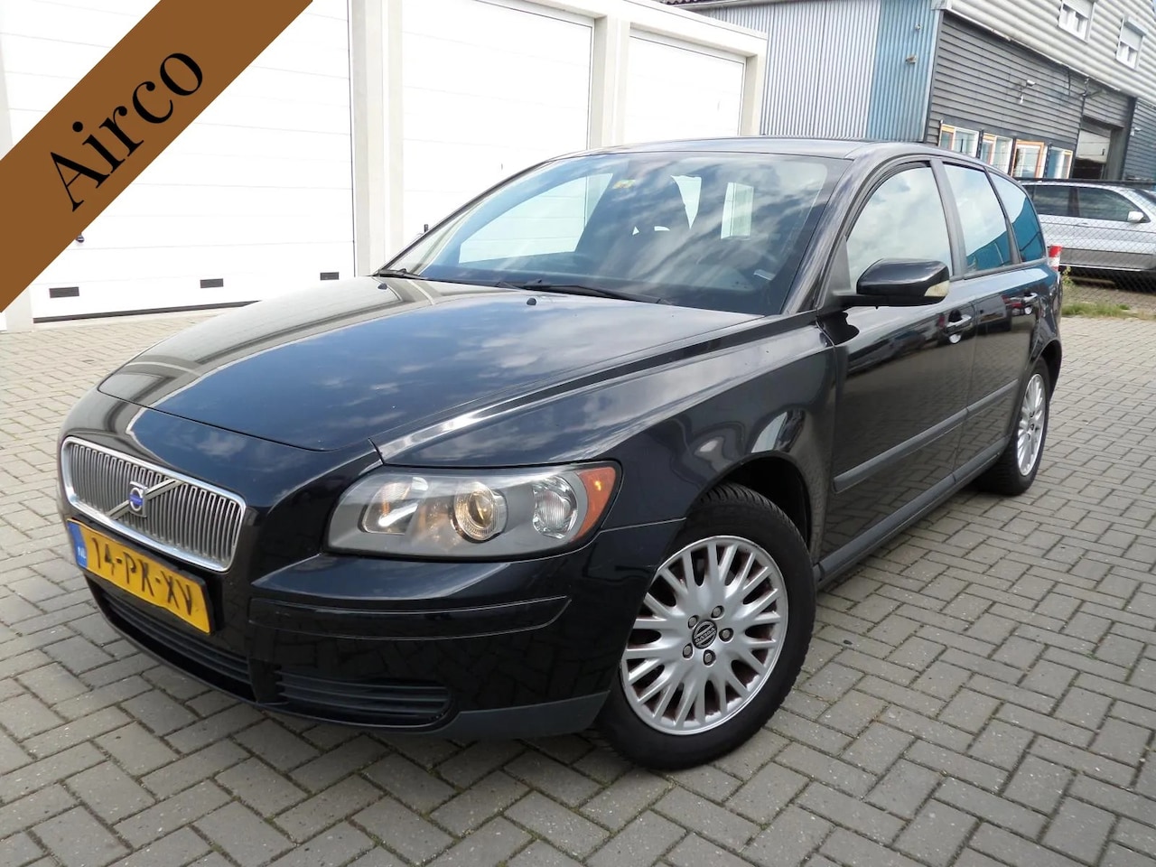 Volvo V50 - 2.4 Kinetic 2.4 Kinetic - AutoWereld.nl