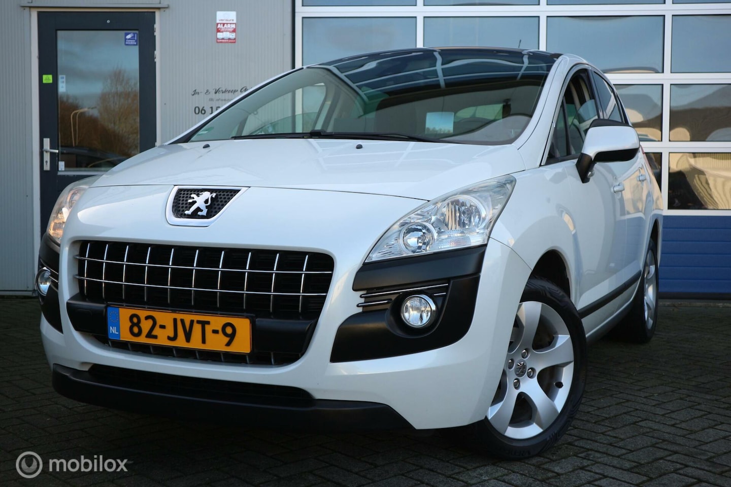 Peugeot 3008 - 1.6 VTi Première PANORAMADAK/AIRCO/NAP - AutoWereld.nl