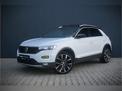 Volkswagen T-Roc - 1.5 TSI Sport | Panoramadak | Camera | Automaat | Virtual | PDC | Apple Carplay | Ambient