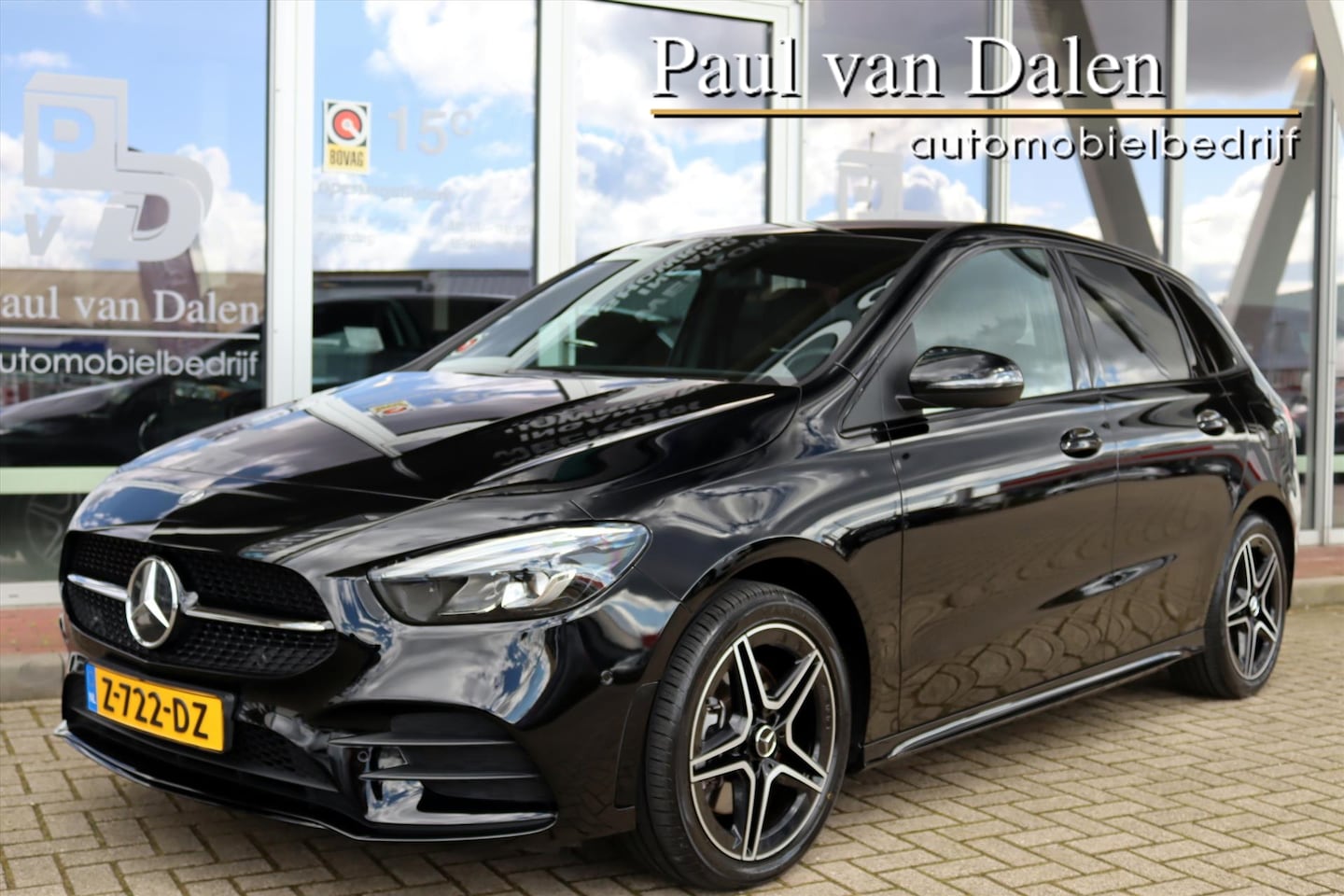 Mercedes-Benz B-klasse - B250e AUTOMAAT AMG NIGHT EDITION Navi | Sfeerverlichting | Stoelverw. | Half leer | Led | - AutoWereld.nl