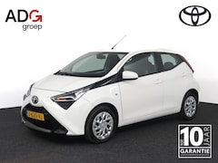 Toyota Aygo - 1.0 VVT-i x-play | Automaat | Airconditioning | Bluetooth telefonie |