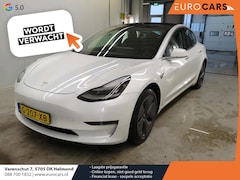 Tesla Model 3 - Long Range AWD 75 kWh Navigatie Panoramadak Autopilot Camera Parkeersensoren Stoelverwarmi