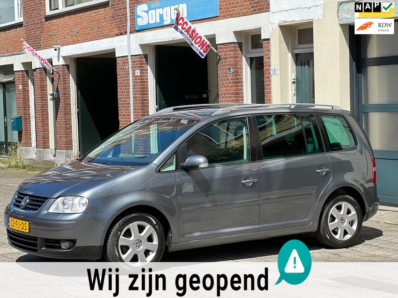 Volkswagen Touran - 2.0 TDI Highline-automaat-airco-elek ramen - AutoWereld.nl