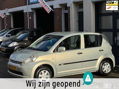 Daihatsu Sirion 2 - 1.0-12V Premium-elek ramen-1 jaar apk