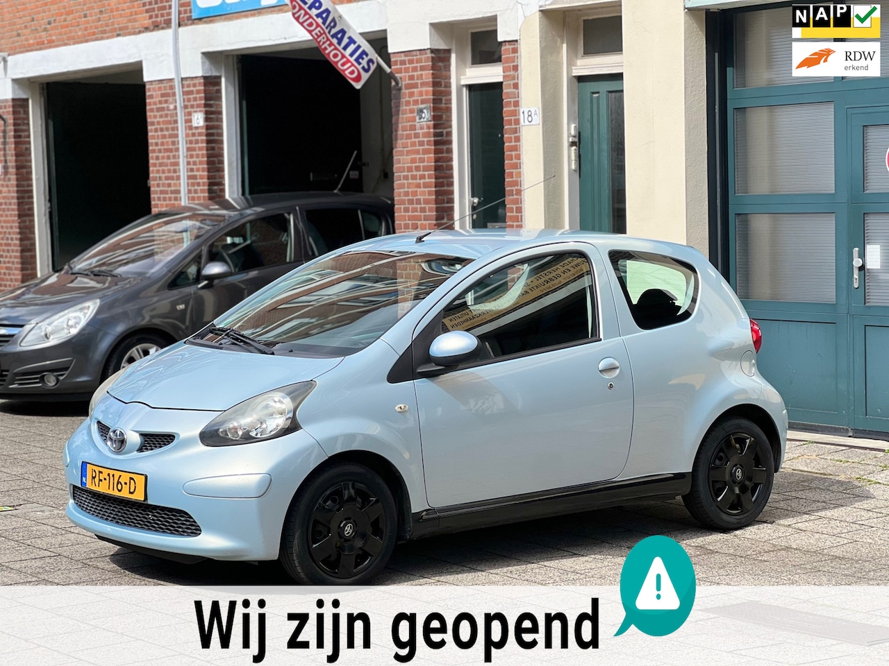 Toyota Aygo - 1.0-12V-elek ramen-1 jaar apk - AutoWereld.nl