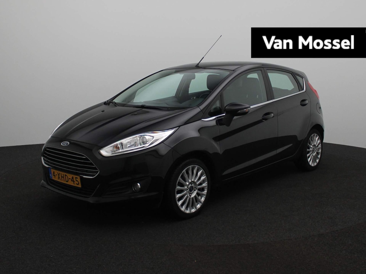 Ford Fiesta - 1.0 EcoBoost Titanium | Navigatie | LM Velgen | Bluetooth - AutoWereld.nl